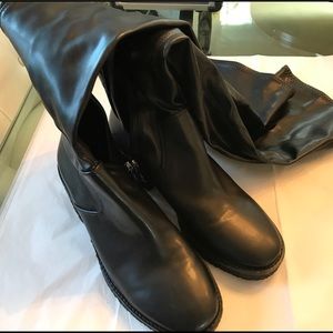 Black Over-the-knee boots